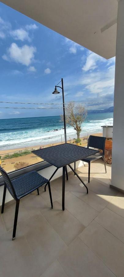 Apartamento Fronte Mare Cala Gonone Exterior foto