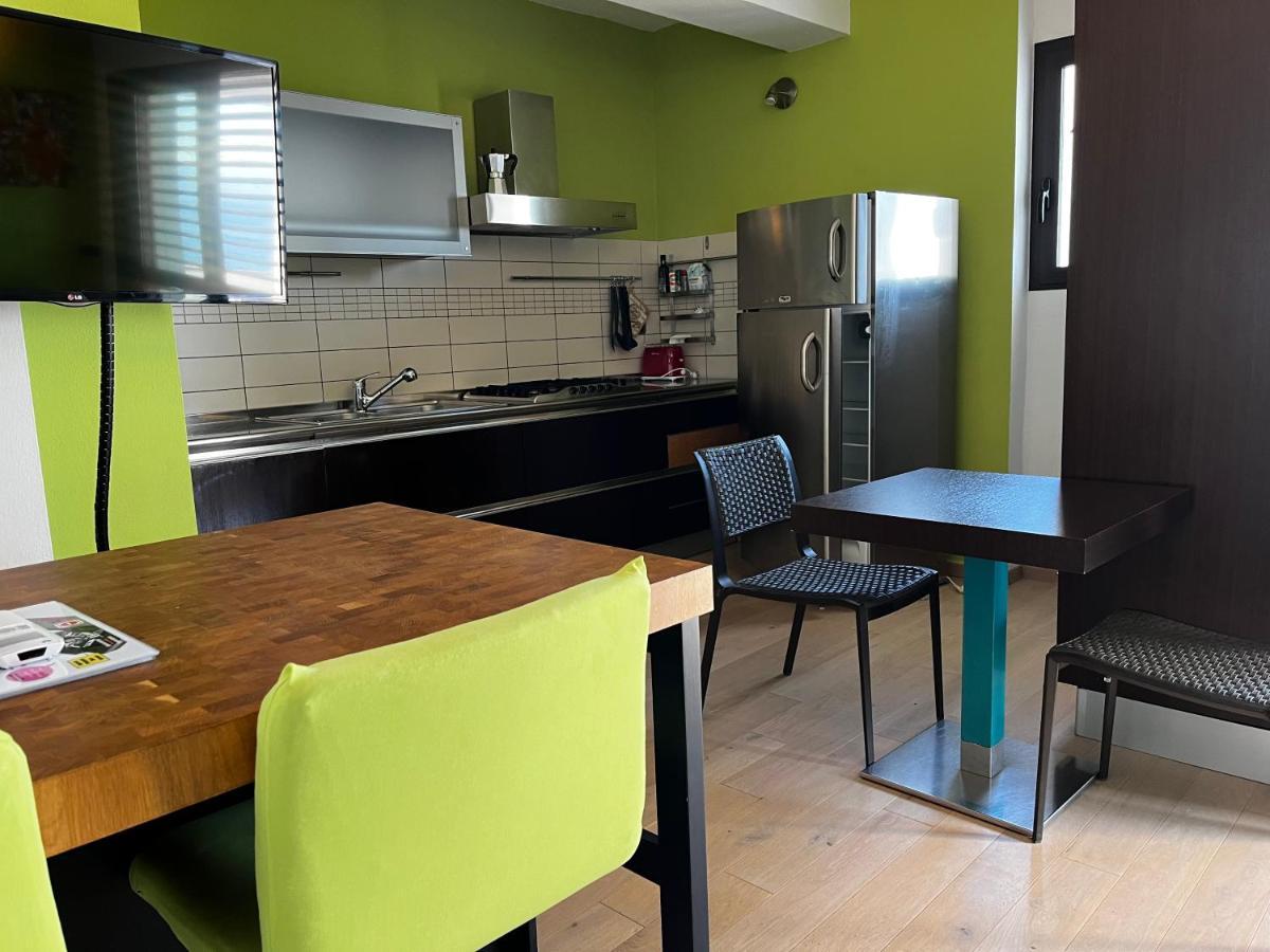 Apartamento Fronte Mare Cala Gonone Exterior foto